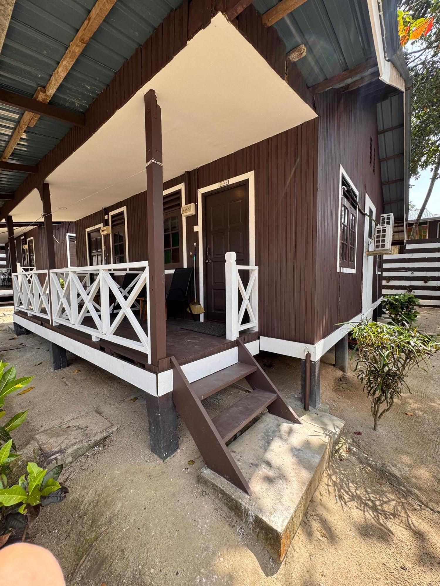 הוילה Kampong Pasir Hantu The Barat Perhentian מראה חיצוני תמונה